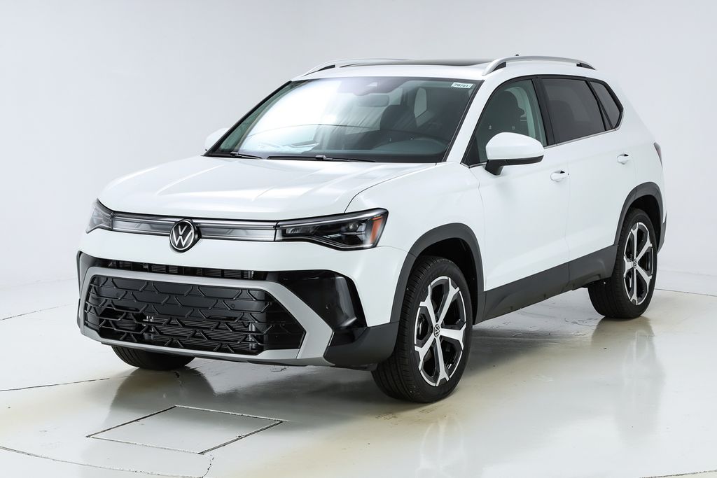 2025 Volkswagen Taos SEL's photo