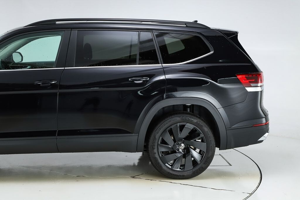 New 2026 Volkswagen Atlas SE w/Technology SUV