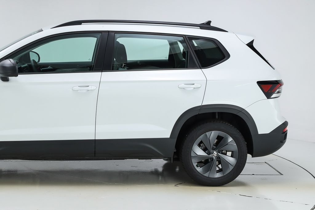 2025 Volkswagen Taos S photo 2