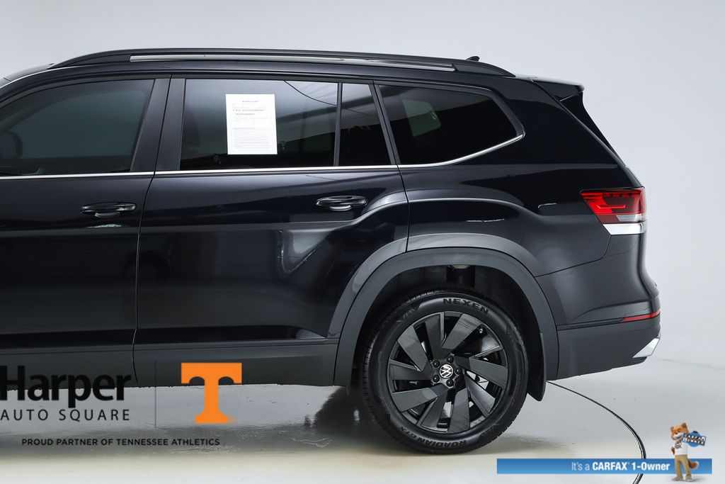 2025 Volkswagen Atlas SE Technology photo 4