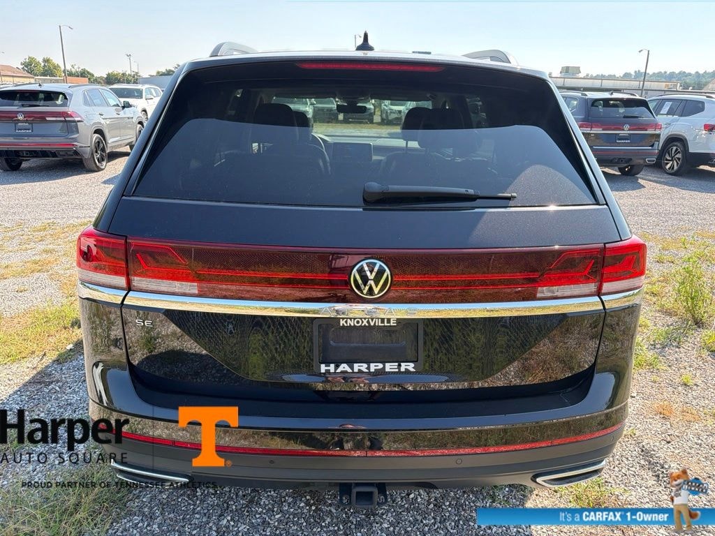 Used 2024 Volkswagen Atlas 2.0T SE w/Technology SUV