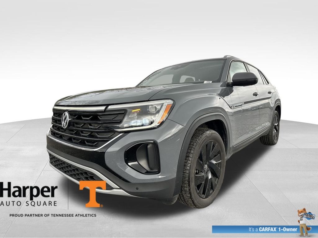 2025 Volkswagen Atlas Cross Sport SE w/Tech