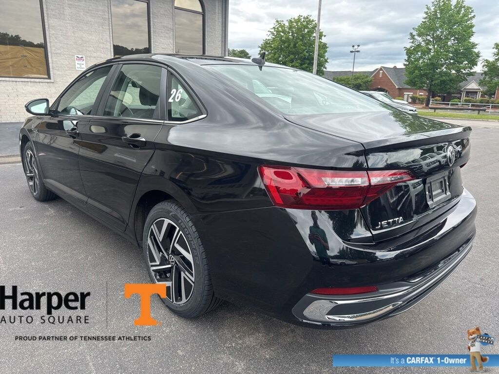 Used 2024 Volkswagen Jetta 1.5T SEL Sedan