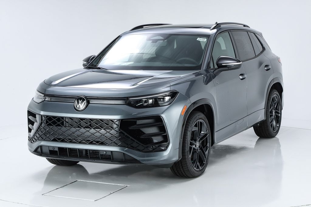 New 2026 Volkswagen Tiguan SE R-Line Black SUV