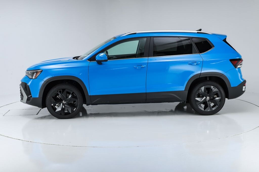 New 2026 Volkswagen Taos 1.5T SE SUV