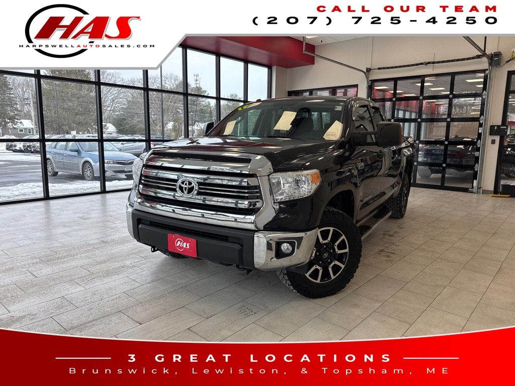 2017 Toyota Tundra SR5's photo