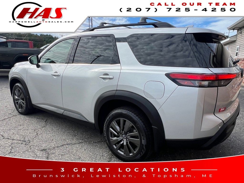 Used 2022 Nissan Pathfinder SV SUV