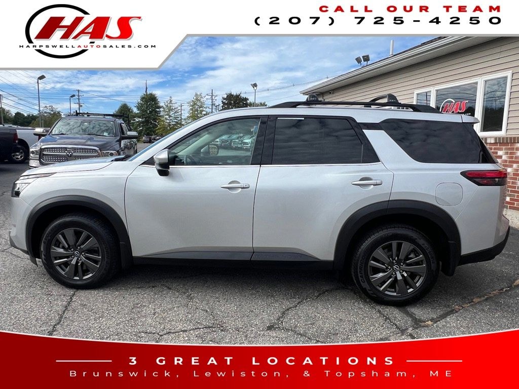 Used 2022 Nissan Pathfinder SV SUV