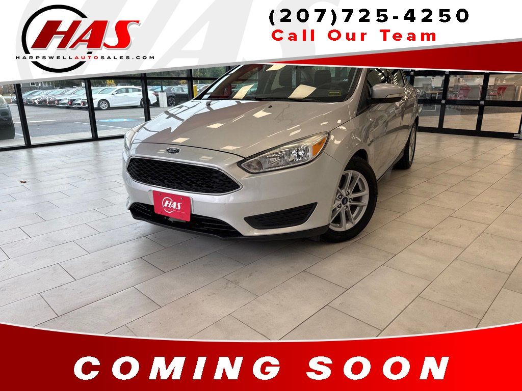 2018 Ford Focus SE's photo