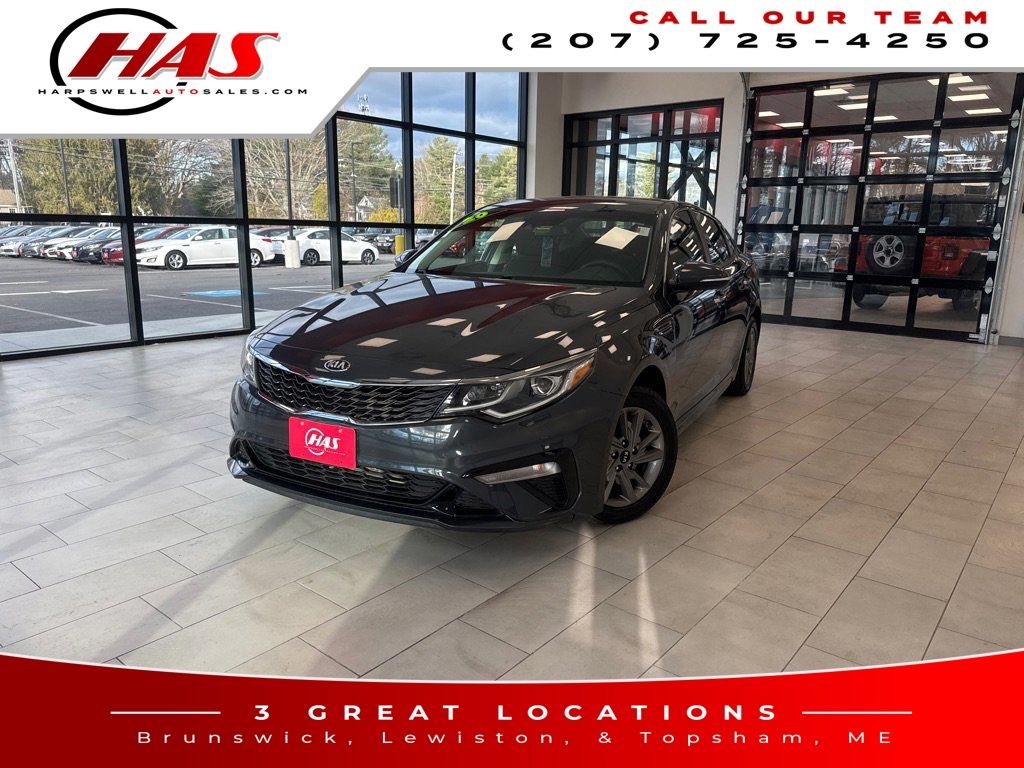 2020 Kia Optima LX's photo