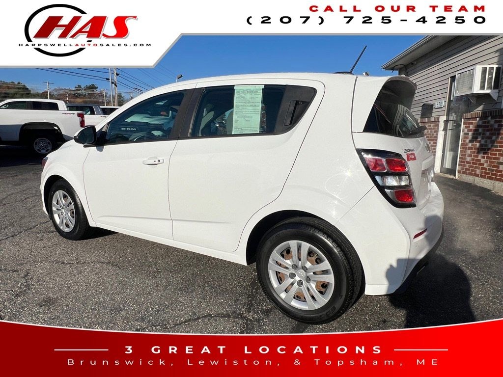 Used 2020 Chevrolet Sonic LT w/1FL Hatchback