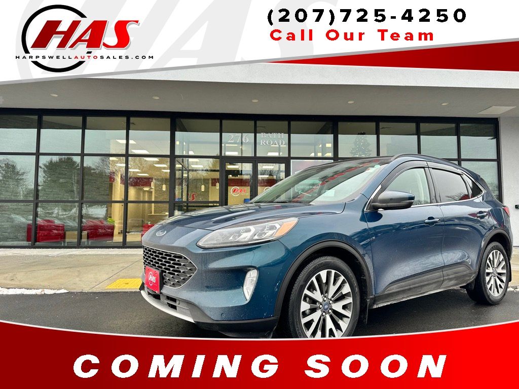 2020 Ford Escape Titanium's photo