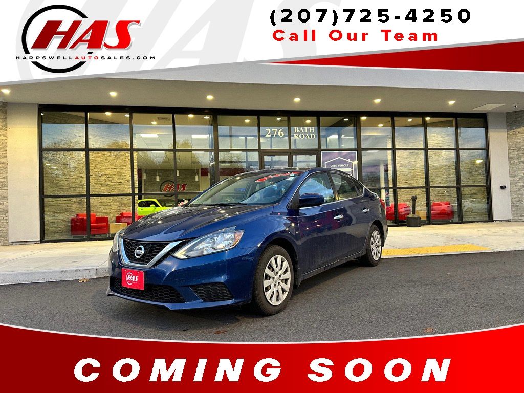 2016 Nissan Sentra S's photo