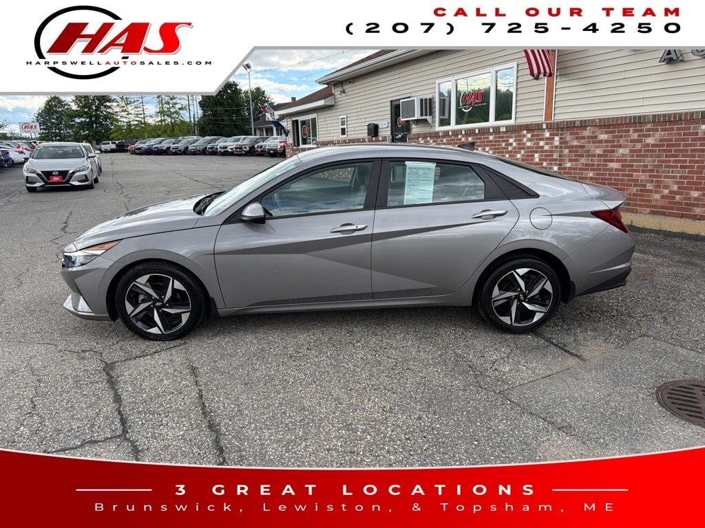 Used 2023 Hyundai Elantra SEL Sedan