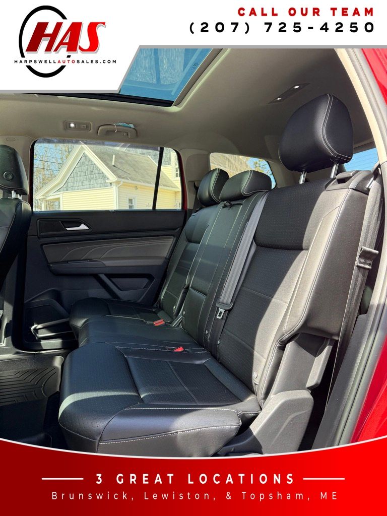 2022 Volkswagen Atlas SE w/Tech - Photo 11