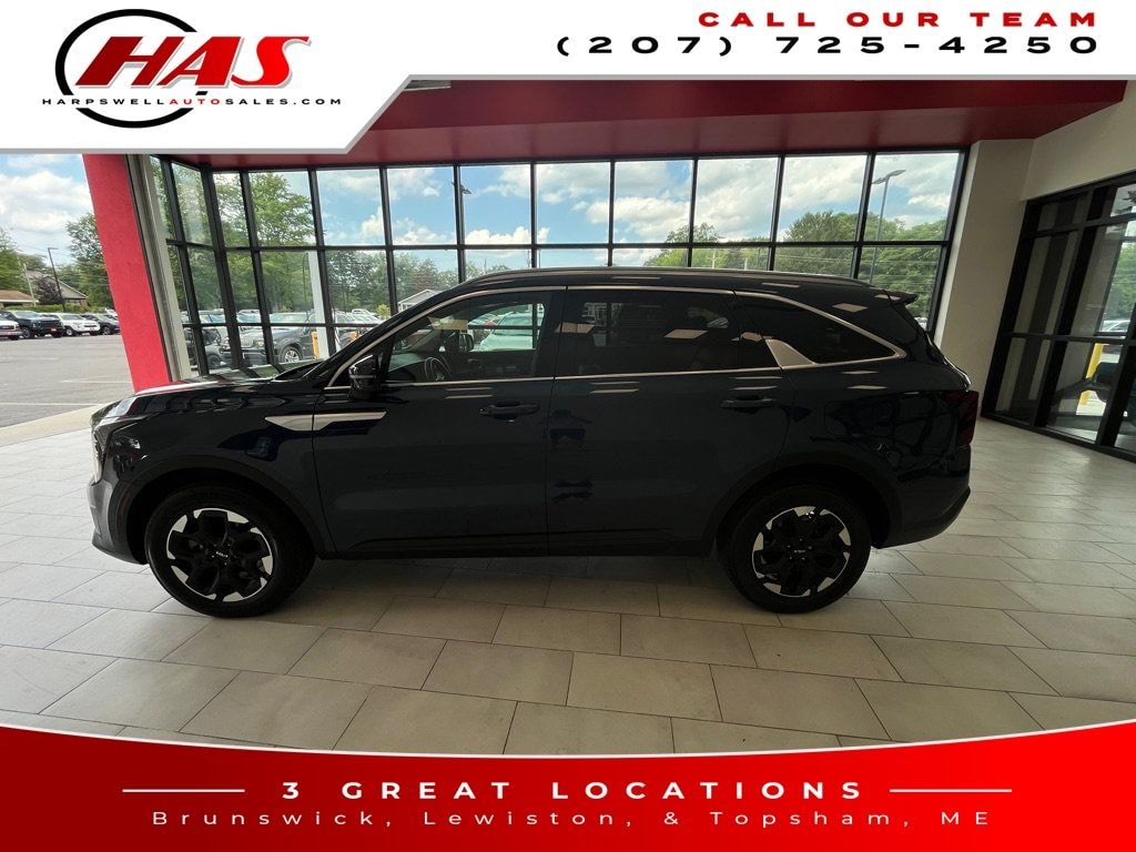 Used 2024 Kia Sorento S SUV
