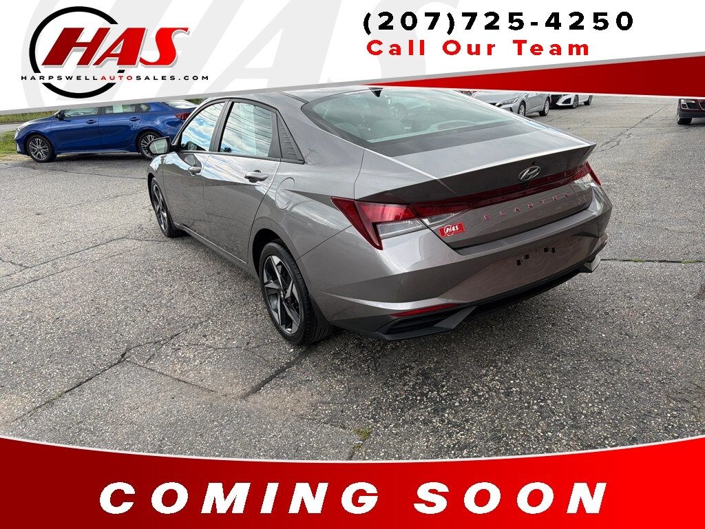Used 2023 Hyundai Elantra SEL Sedan