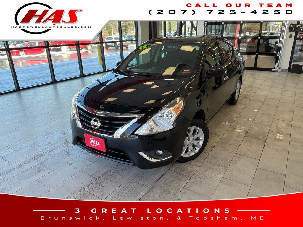 2019 Nissan Versa Sedan SV