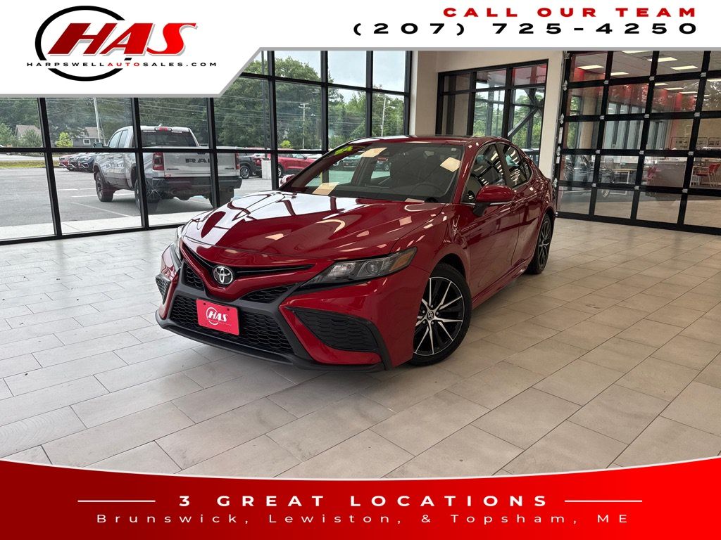 2024 Toyota Camry SE