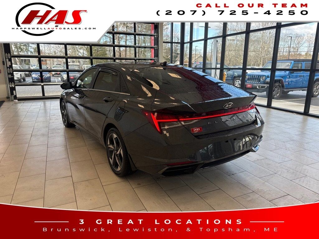 Used 2023 Hyundai Elantra Limited Sedan