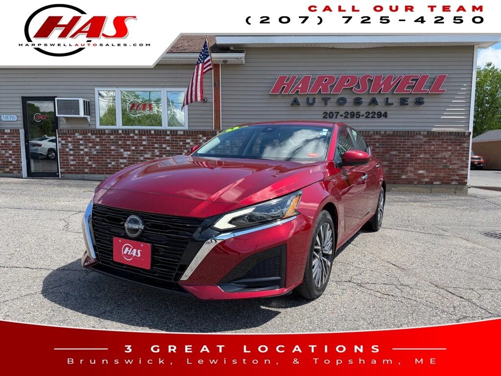 Used 2023 Nissan Altima 2.5 SV Sedan