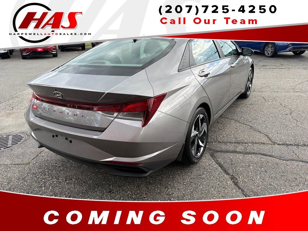 Used 2023 Hyundai Elantra SEL Sedan