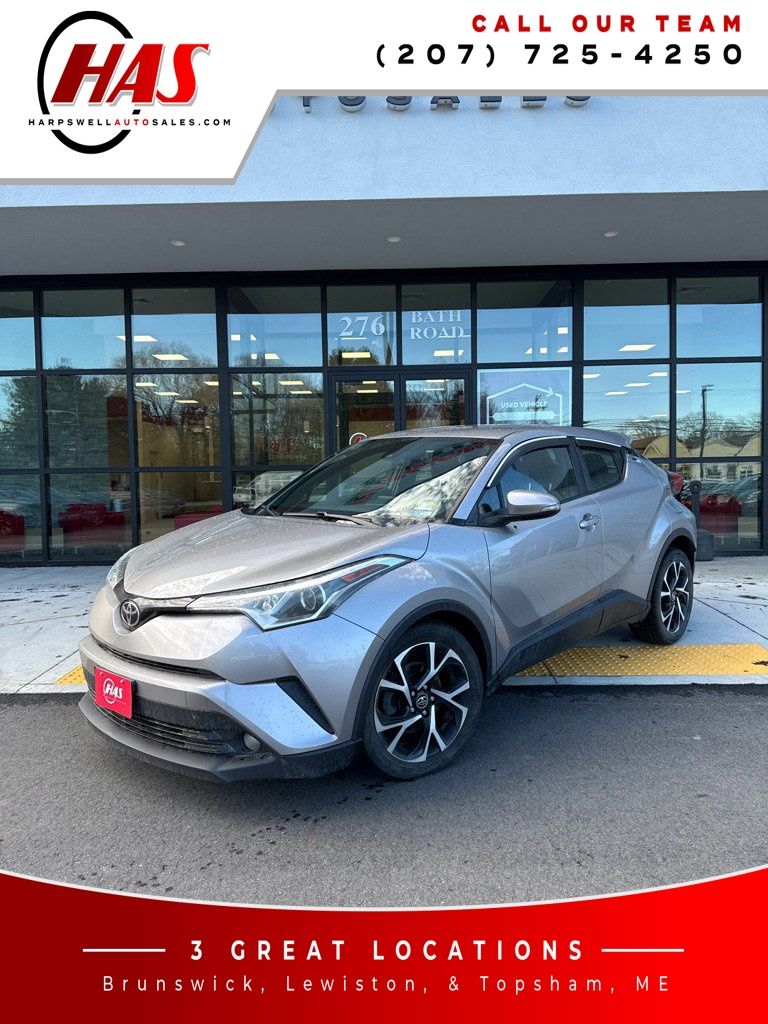 2018 Toyota C-HR XLE Premium's photo