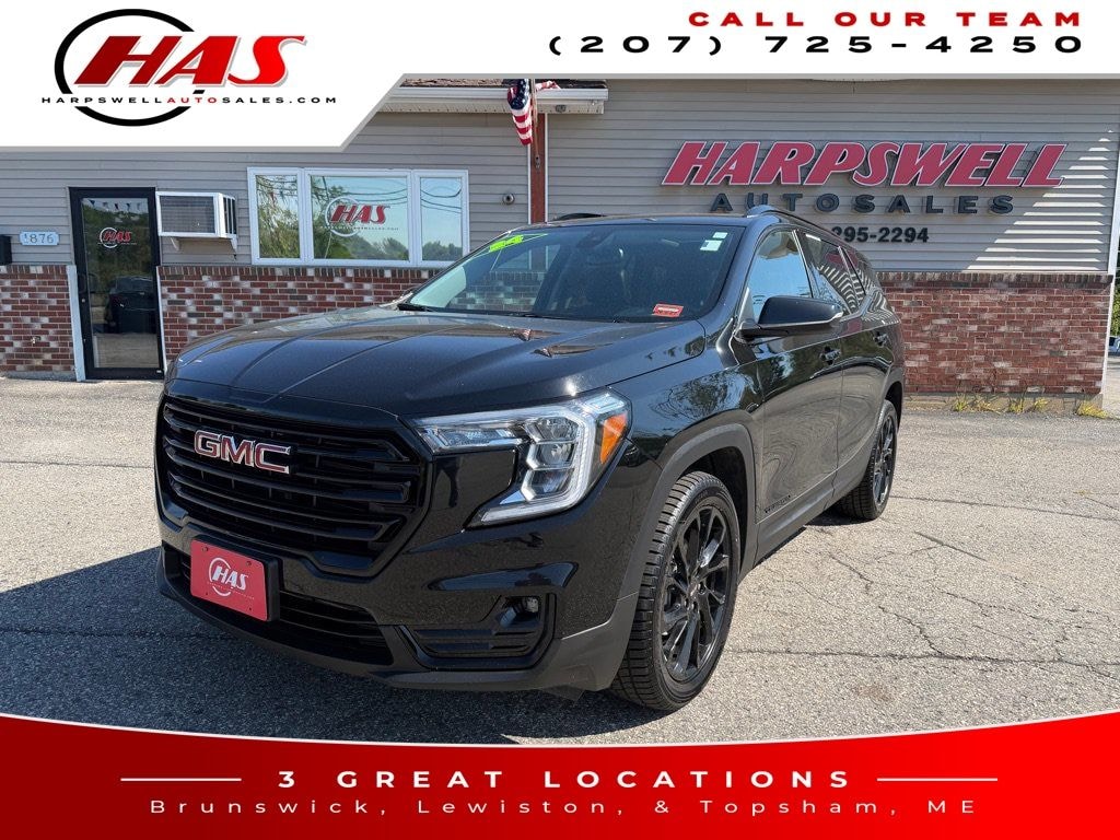Used 2024 GMC Terrain SLT SUV