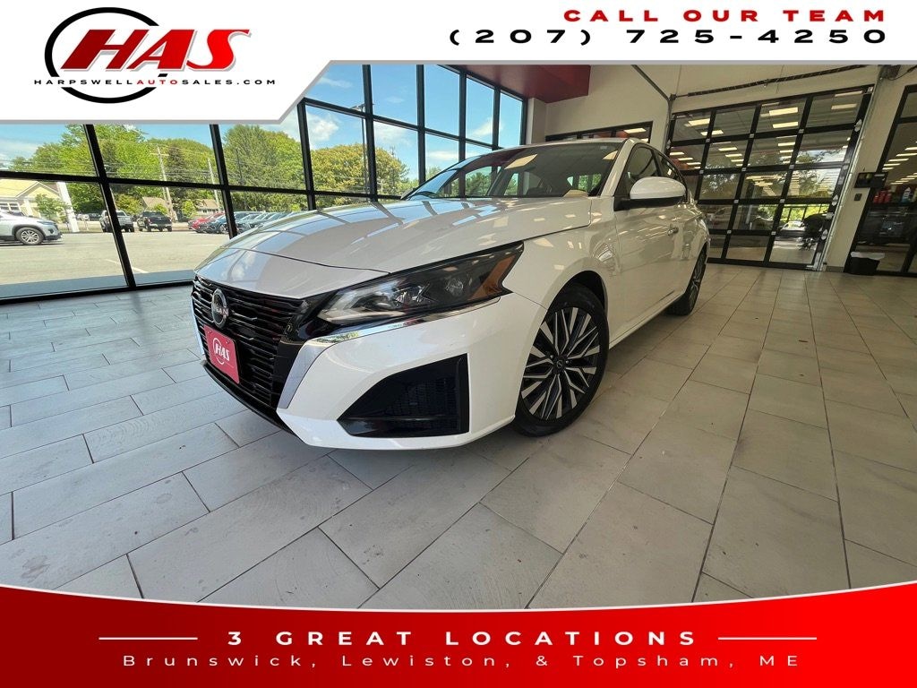 Used 2023 Nissan Altima 2.5 SV Sedan