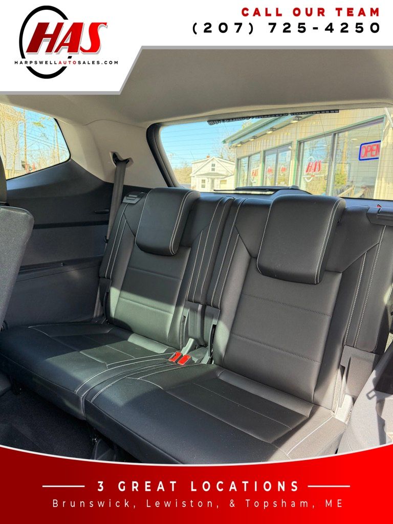 2022 Volkswagen Atlas SE w/Tech - Photo 12
