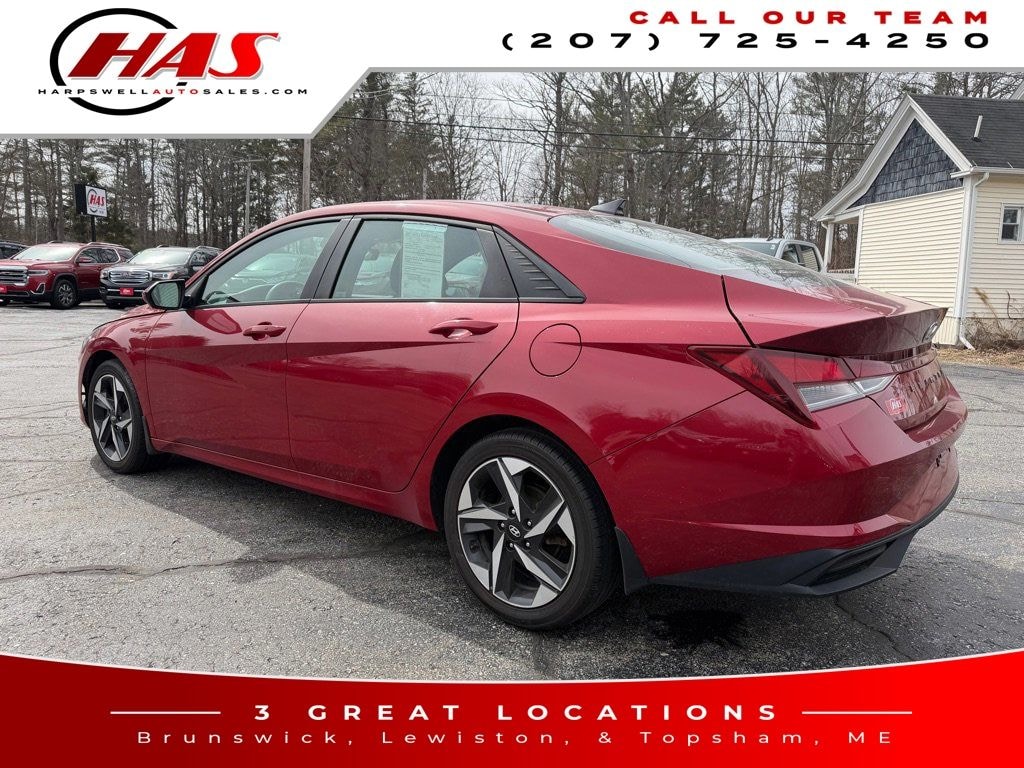 Used 2023 Hyundai Elantra SEL Sedan