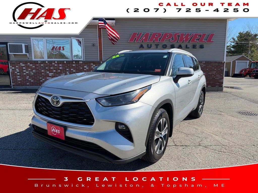 Used 2022 Toyota Highlander XLE SUV