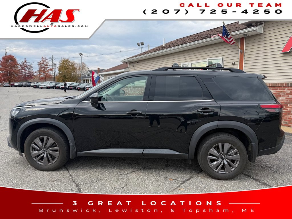 Used 2023 Nissan Pathfinder SV SUV