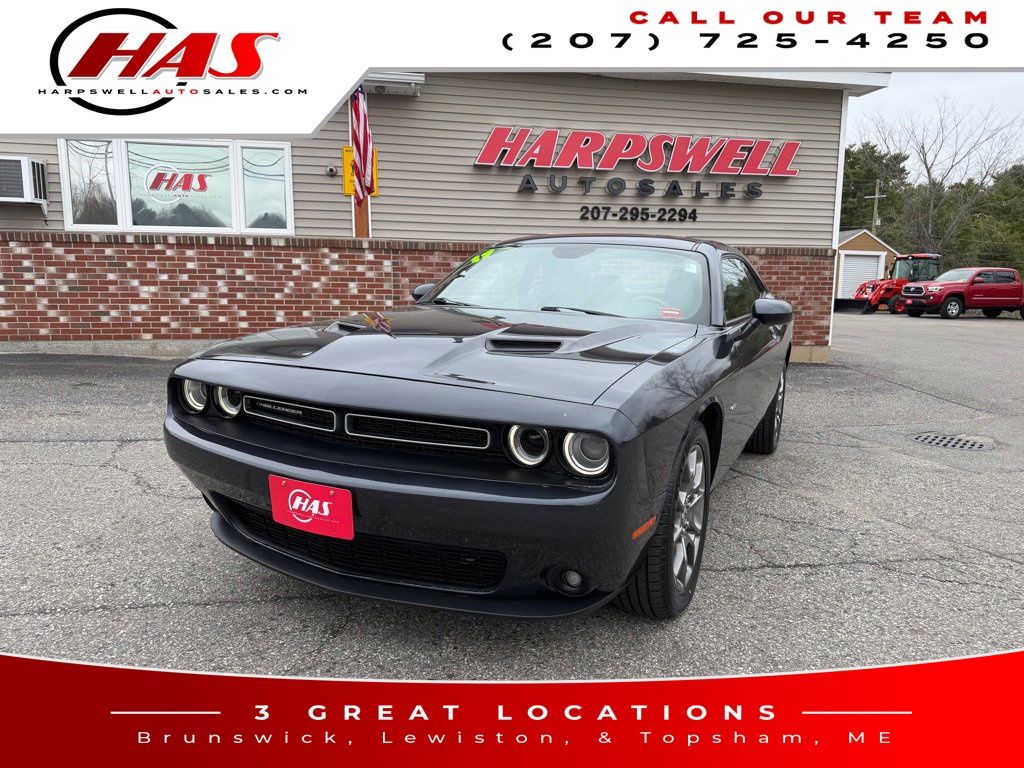 2017 Dodge Challenger GT's photo