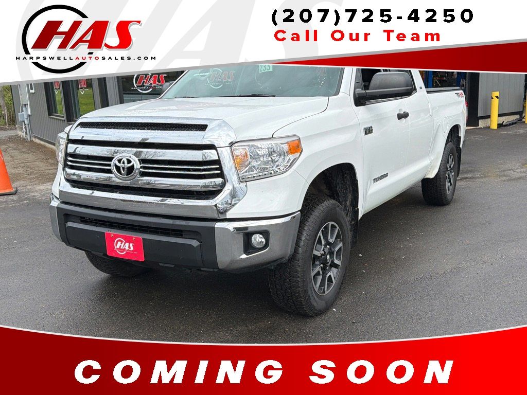 2016 Toyota Tundra SR5 5.7L 4WD Double Cab Standard Bed's photo