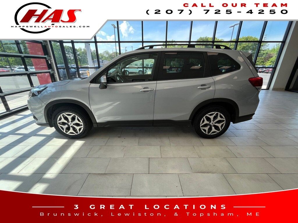 Used 2023 Subaru Forester Premium SUV