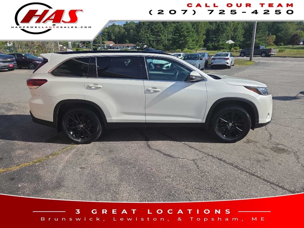 Used 2019 Toyota Highlander SE SUV