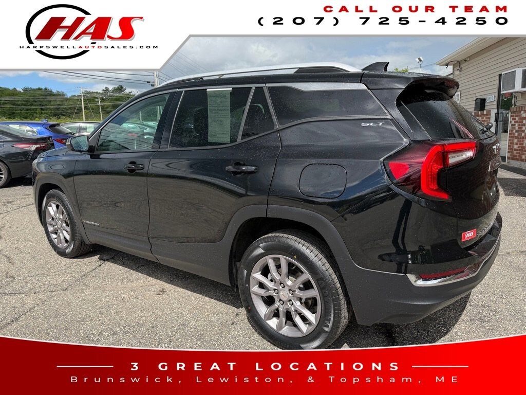 Used 2024 GMC Terrain SLT SUV