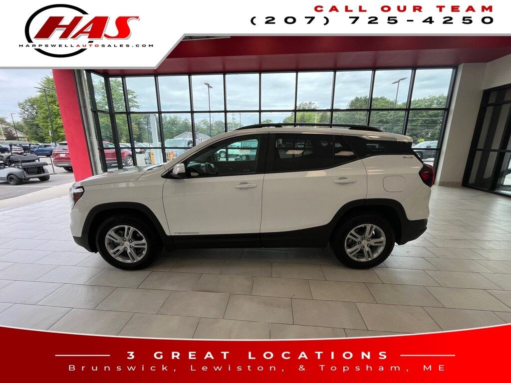 Used 2022 GMC Terrain SLE SUV