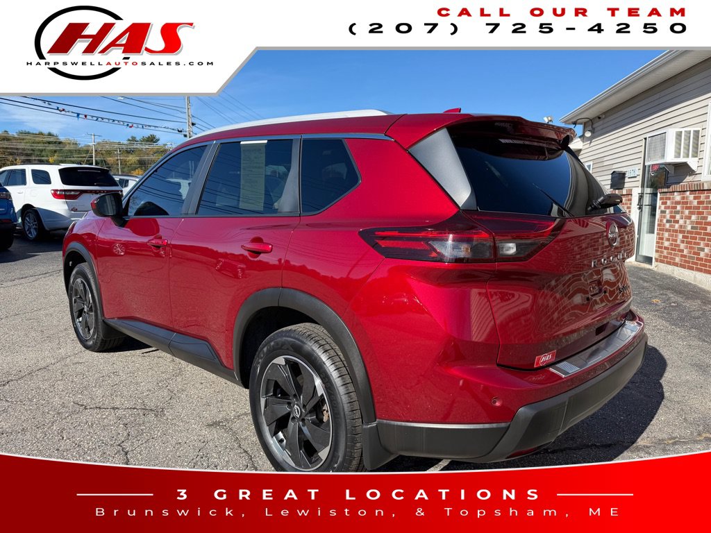 Used 2024 Nissan Rogue SV SUV