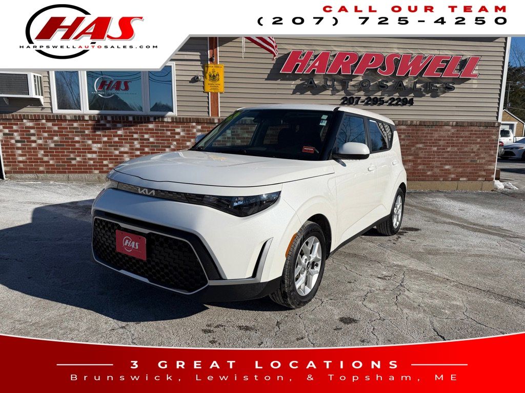 2023 Kia Soul 2.0L LX IVT's photo