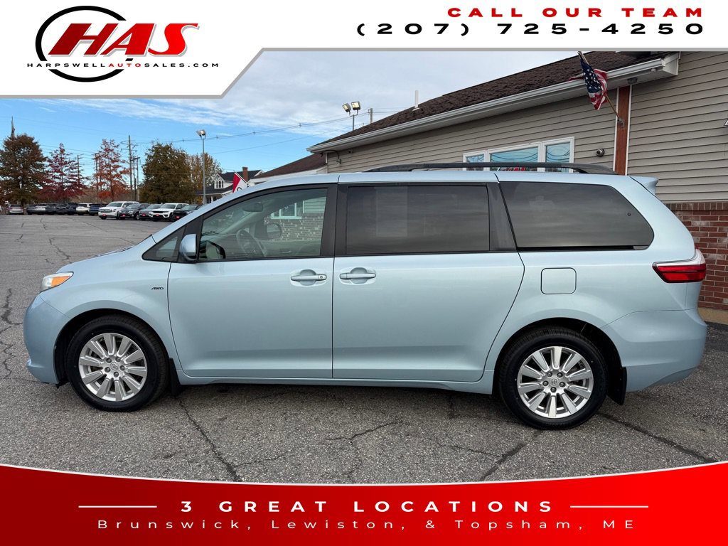Used 2017 Toyota Sienna LE Minivan/Van