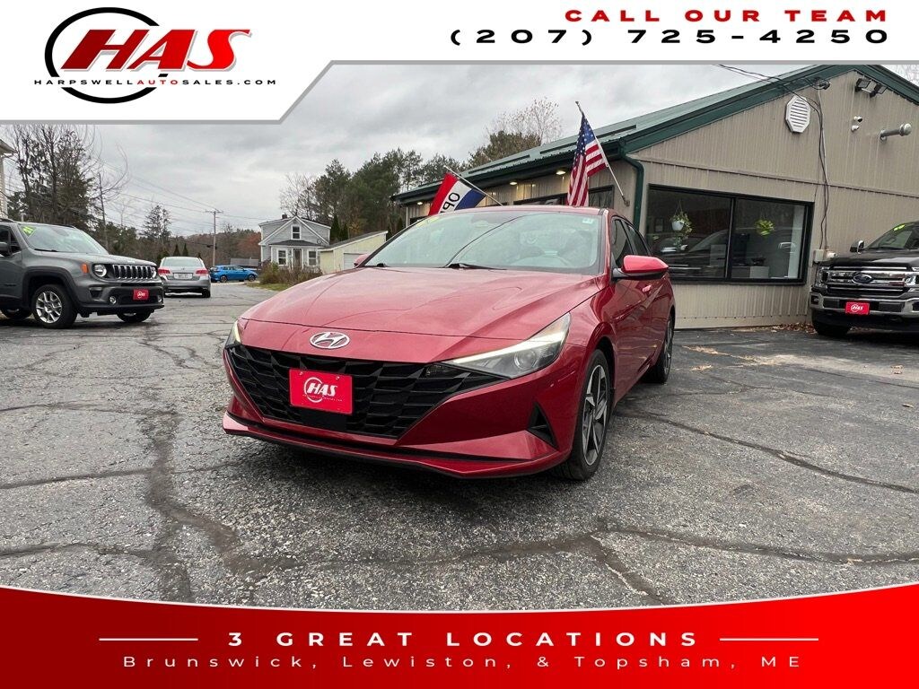Used 2023 Hyundai Elantra SEL Sedan
