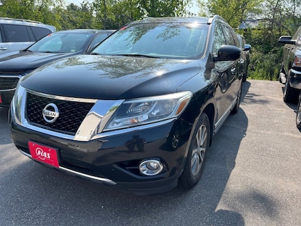 2016 Nissan Pathfinder SL SUV