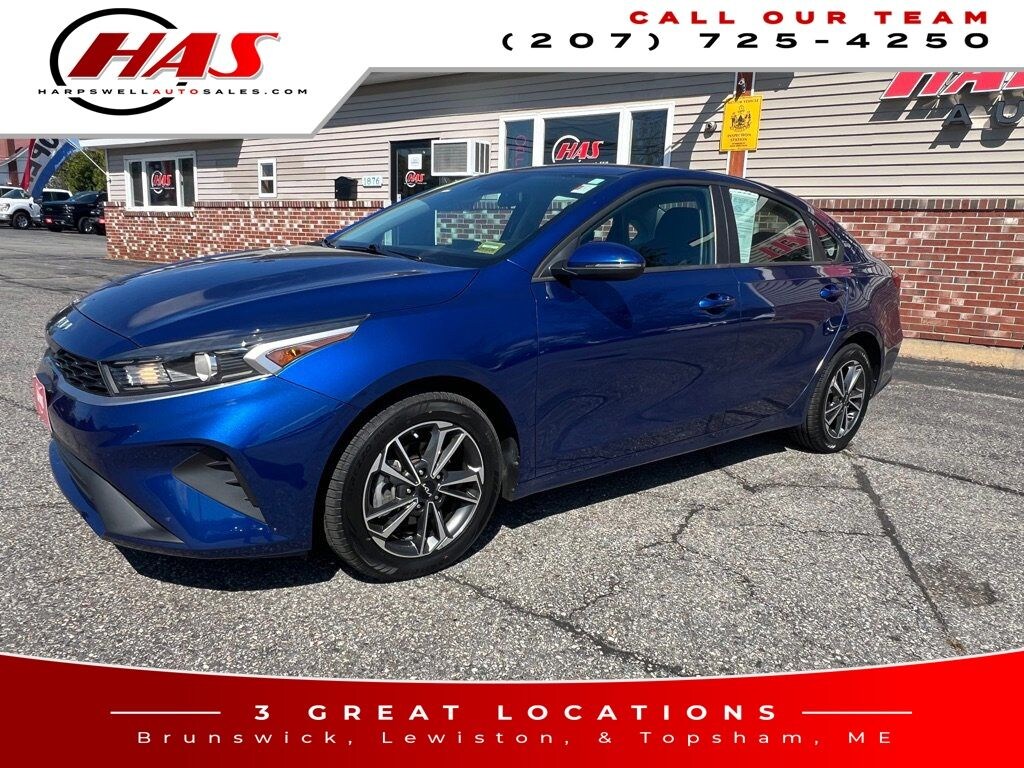 Used 2023 Kia Forte LXS Sedan