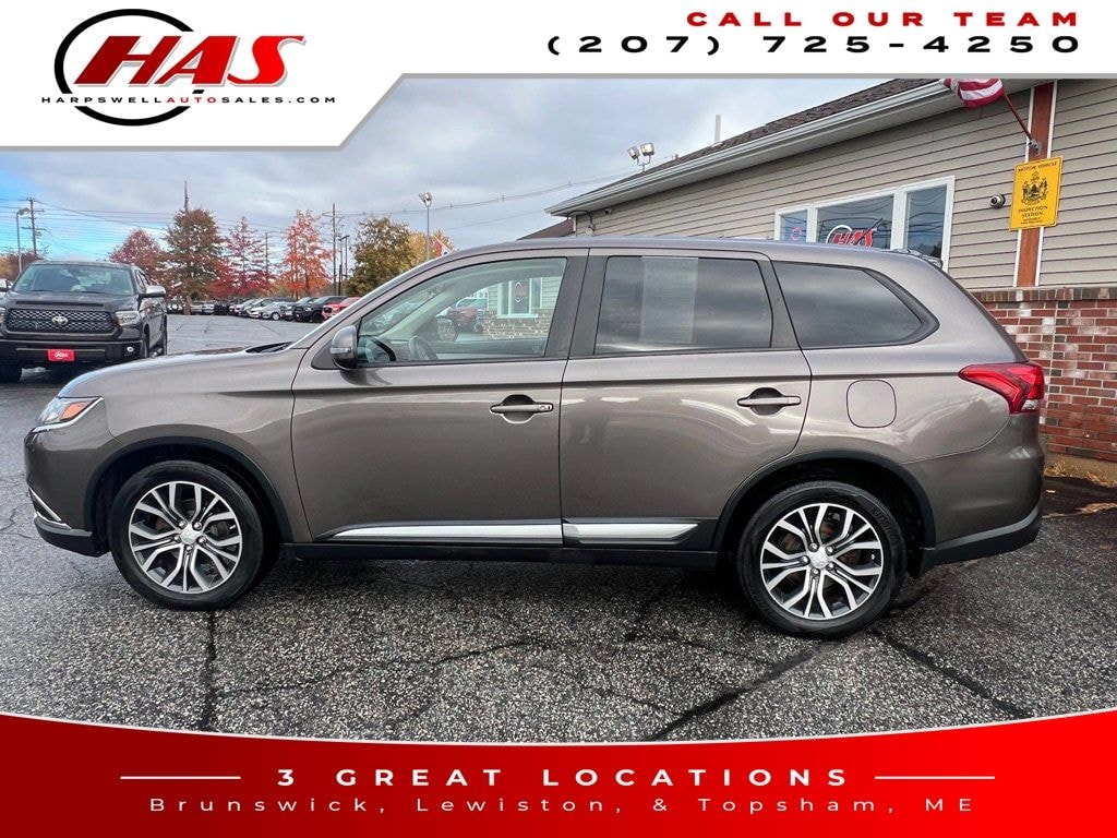 Used 2016 Mitsubishi Outlander SE SUV