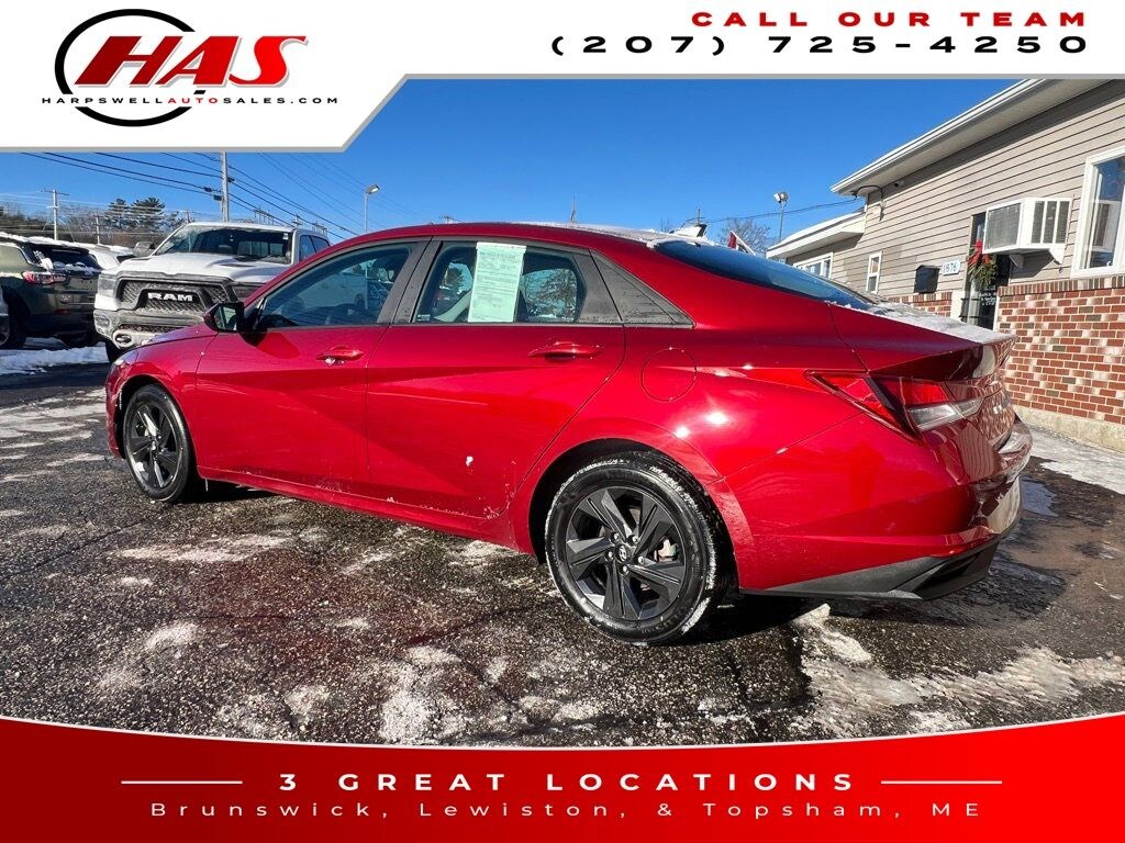 Used 2023 Hyundai Elantra SEL Sedan