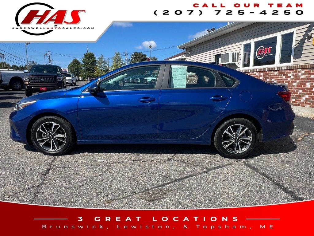 Used 2023 Kia Forte LXS Sedan