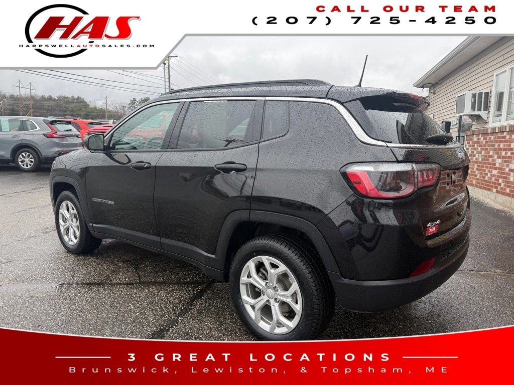 Used 2024 Jeep Compass Latitude SUV