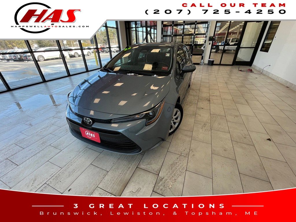 2025 Toyota Corolla LE